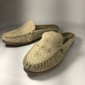 Minnetonka Suede Loafer Mules Never Worn